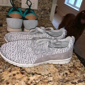 Mia Brand Tennis Shoes!